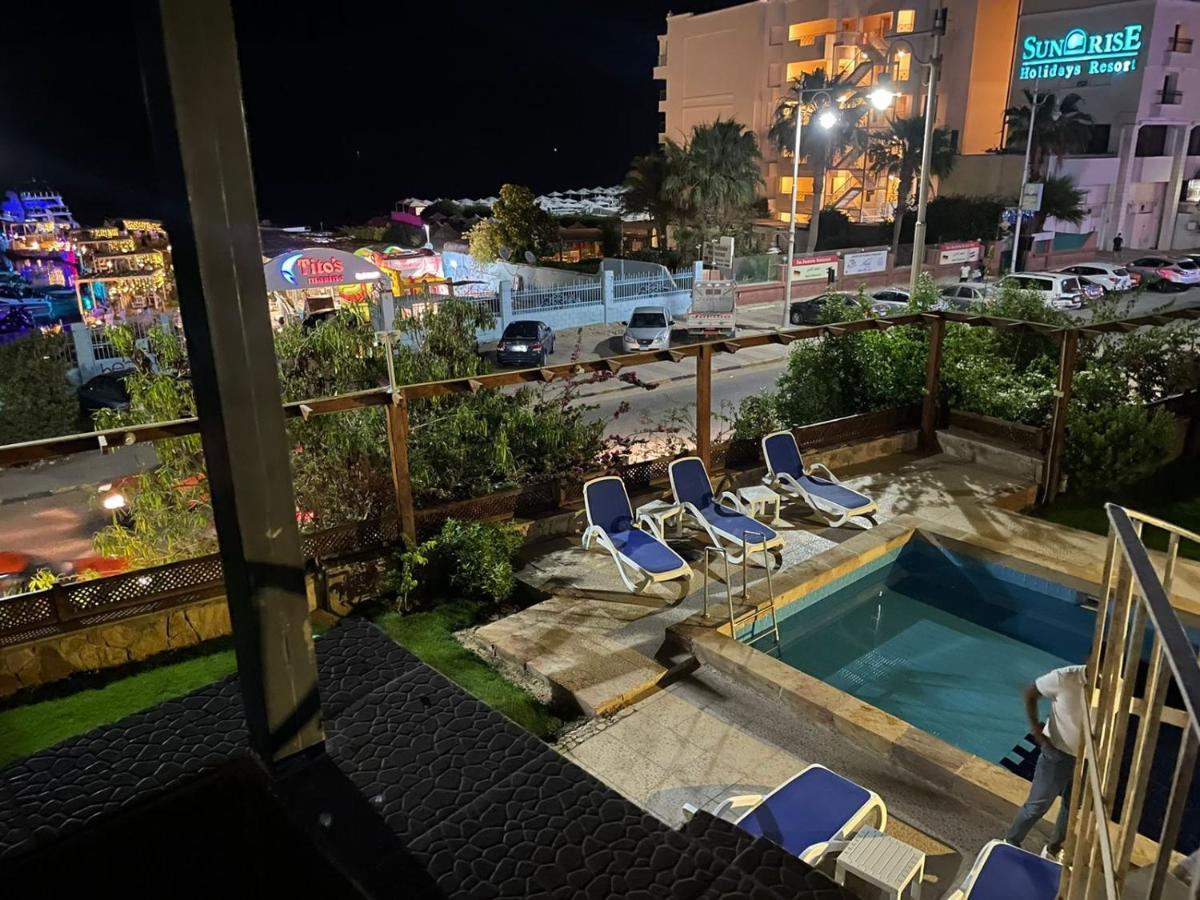 Lilly Lounge And Pool Accommodation For Adults Only Хургада Экстерьер фото