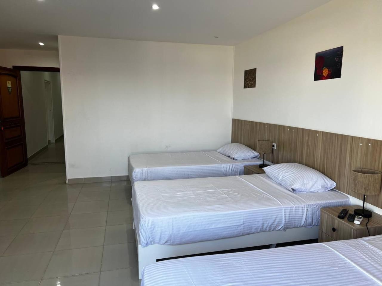 Lilly Lounge And Pool Accommodation For Adults Only Хургада Экстерьер фото