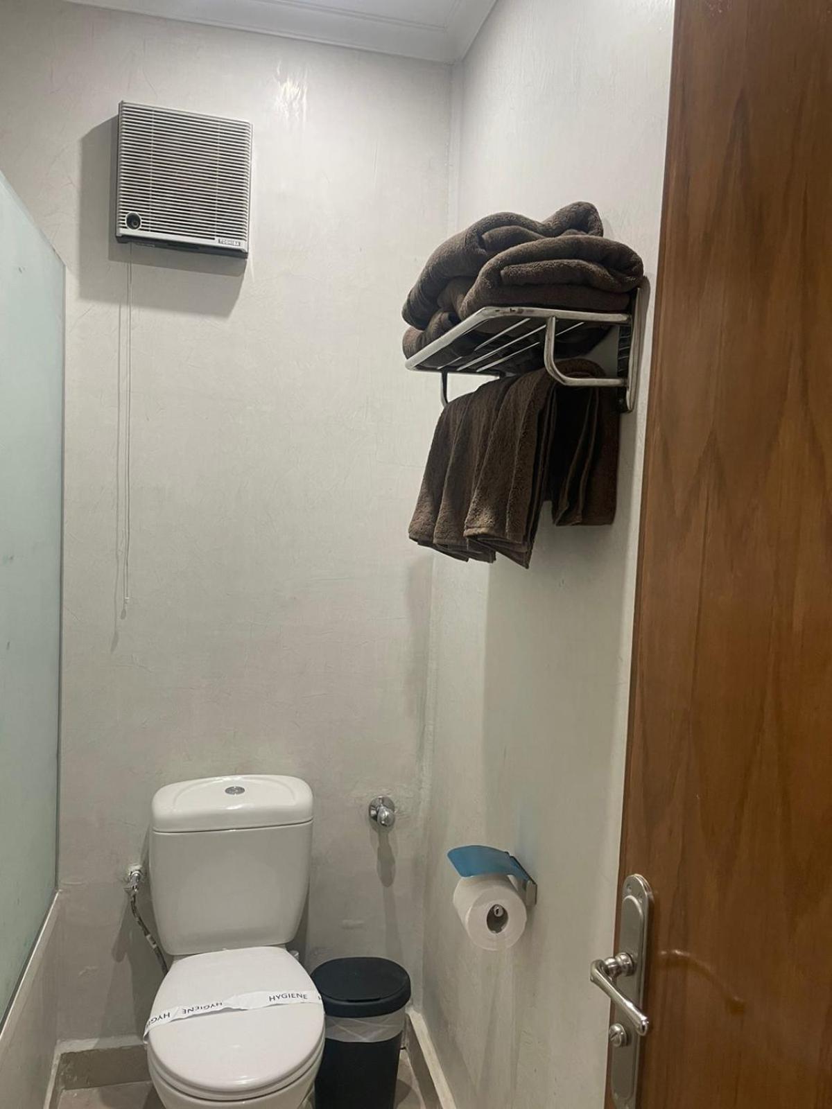 Lilly Lounge And Pool Accommodation For Adults Only Хургада Экстерьер фото