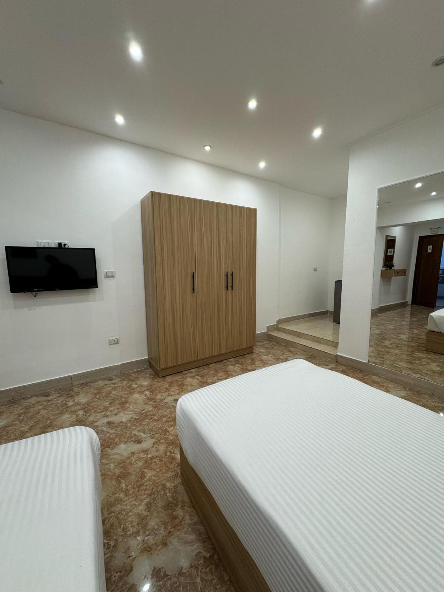 Lilly Lounge And Pool Accommodation For Adults Only Хургада Экстерьер фото
